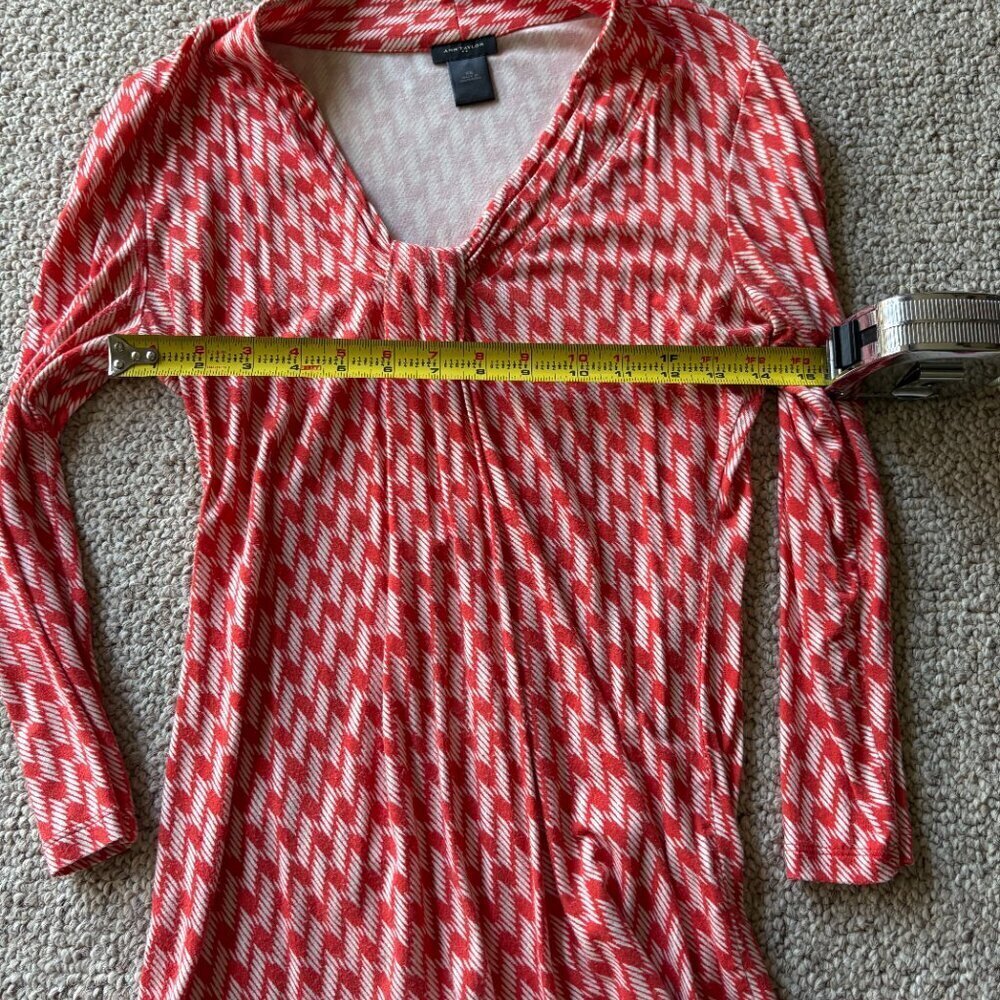 Ann Taylor XS Geometric Print Knotted Bust Top Office Siren Work - Picture 6 of 7